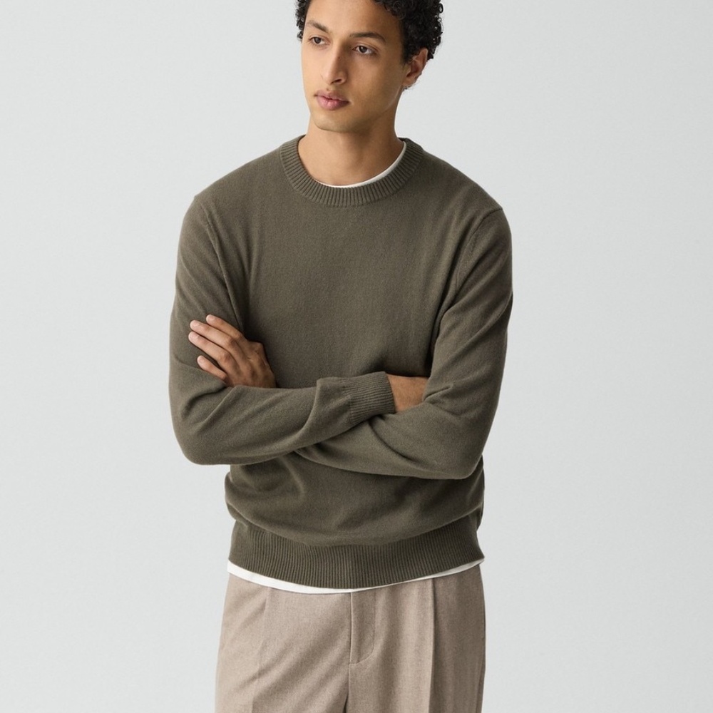 THEORY CREWNECK SWEATER IN CASHMERE